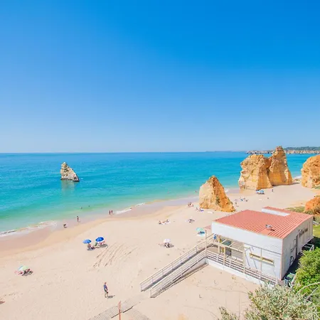 Casa Ocean Breeze, Two Bedrooms, 100m From The Beach! شقة بورتيماو