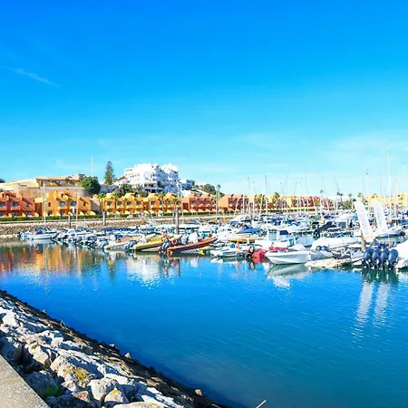 Casa Ocean Breeze, Two Bedrooms, 100m From The Beach! بورتيماو