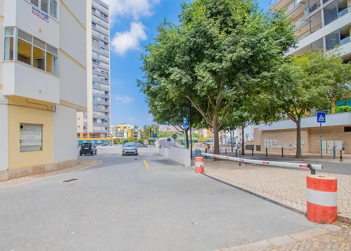 Apartment Casa Ocean Breeze, Two Bedrooms, 100m From The Beach! *