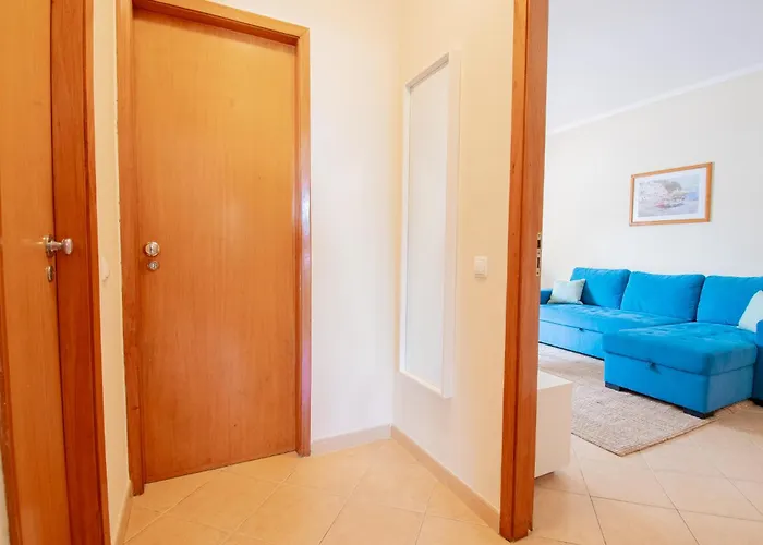 Casa Ocean Breeze, Two Bedrooms, 100m From The Beach! Apartment