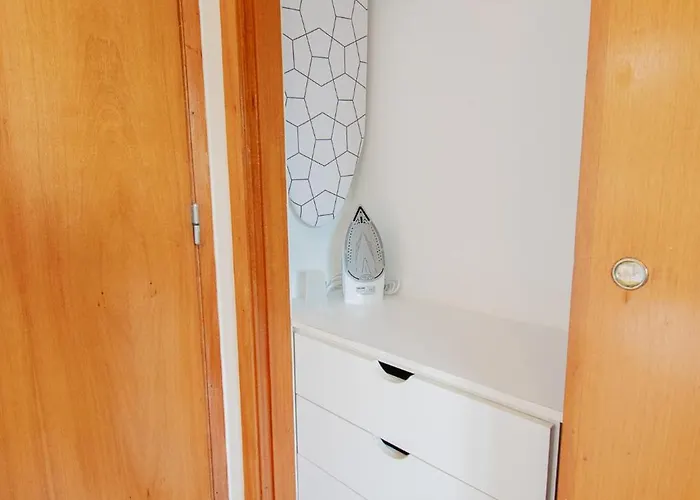 Casa Ocean Breeze, Two Bedrooms, 100m From The Beach! * Portimão