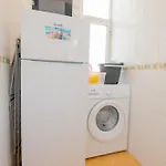 Casa Ocean Breeze, Two Bedrooms, 100m From The Beach!